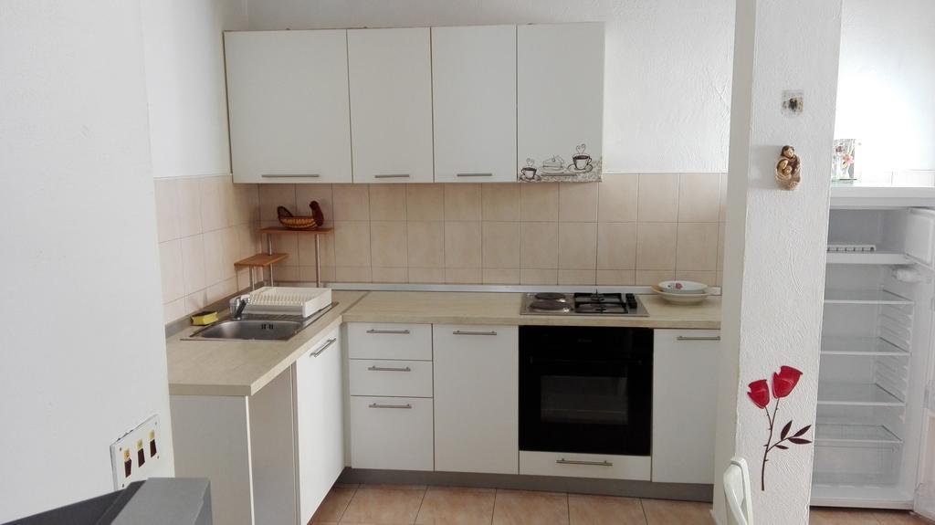Apartman Lucija 塞利讷 外观 照片