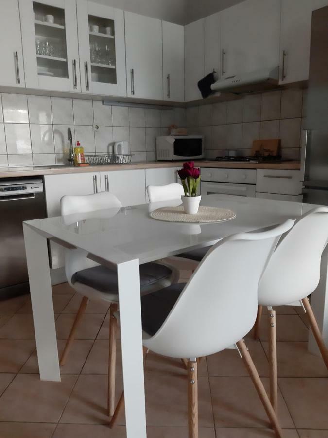 Apartman Lucija 塞利讷 外观 照片