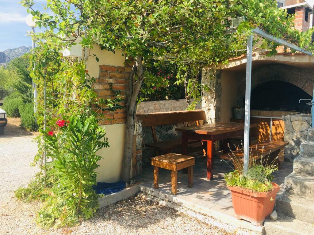 Apartman Lucija 塞利讷 外观 照片